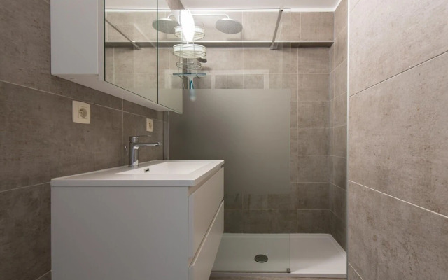 Apartment in Mariakerke With Stunning Sea View