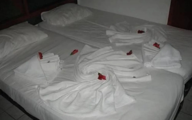 Mr Crane Hotel