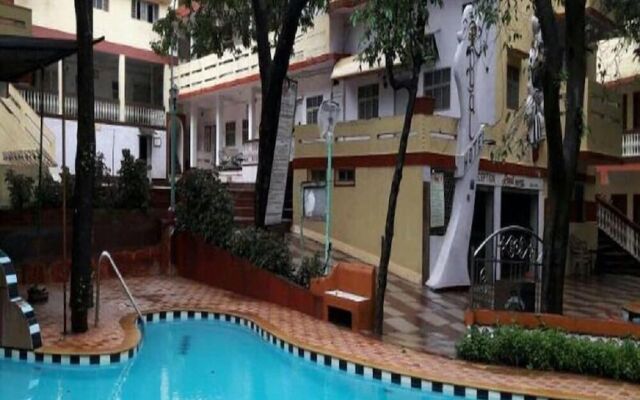 Royal Hotel  - Matheran