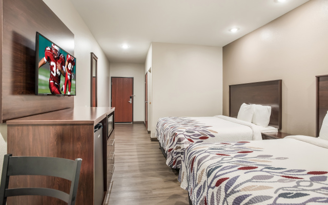 Red Roof Inn & Suites Lake Charles
