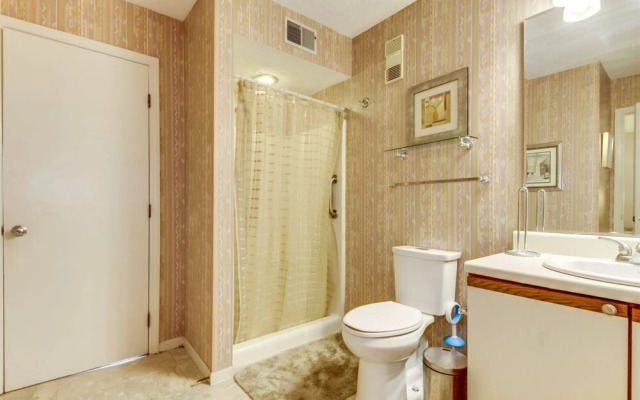 Heron Pointe B-9