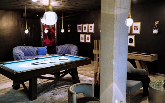 Chic Collection by Nohotel on PTree Road