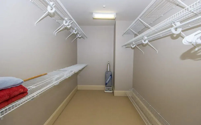 Bel Sole Penthouse 1801 - 4 Br condo
