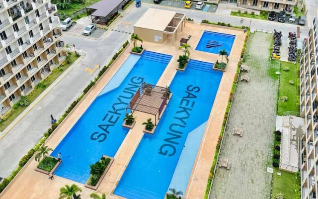 Panoramic Pool Views in Luxurious Lapu-lapu City Condo