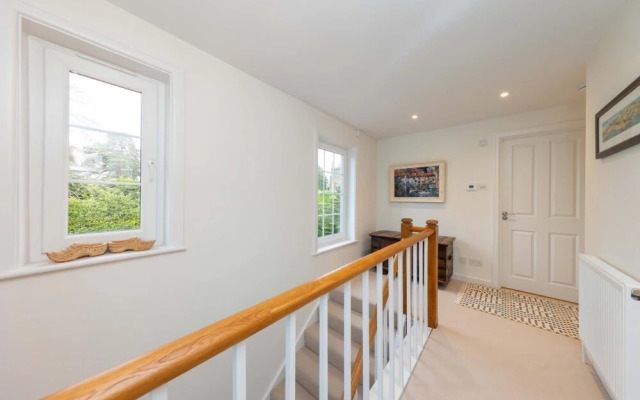 NEW Stunning 3BD Family Retreat Tunbridge Wells