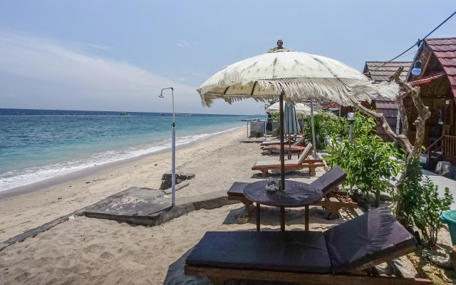 Road Beach Homestay