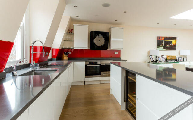 Onefinestay - South Kensington Apartments