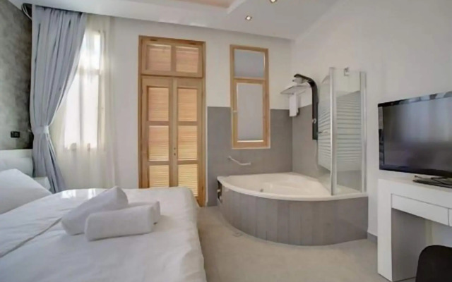Residence Suites Hotel