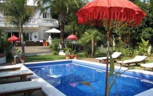 Paradise House by Hello Apartments Sitges