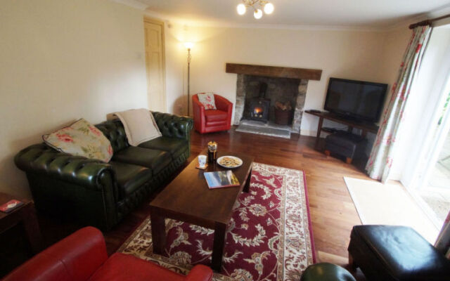 Holiday Home Bwthyn y Cwm