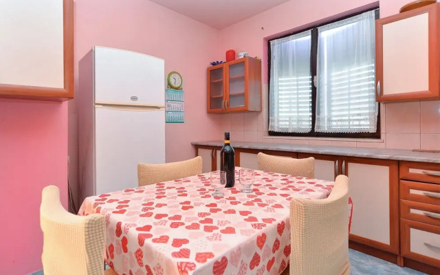 Apartment 1956