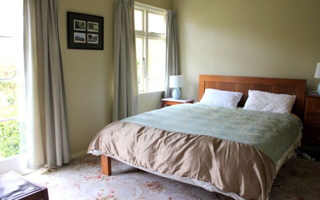 6 Scarborough Tce