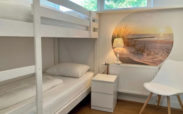 Stylish Coastal Retreat in Sint Maartenszee