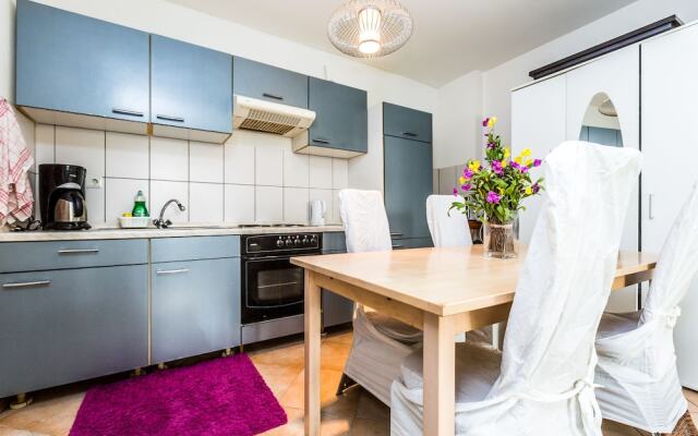Apartment Troisdorf Spich
