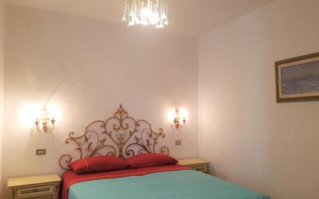 Historical Apartments By Seaside
