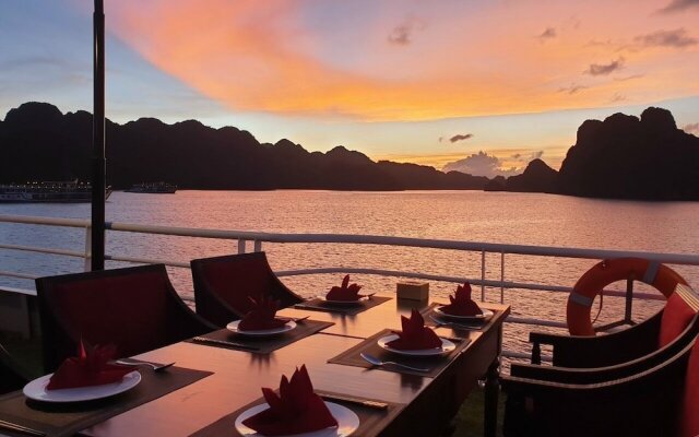 Dragon Bay Cruises