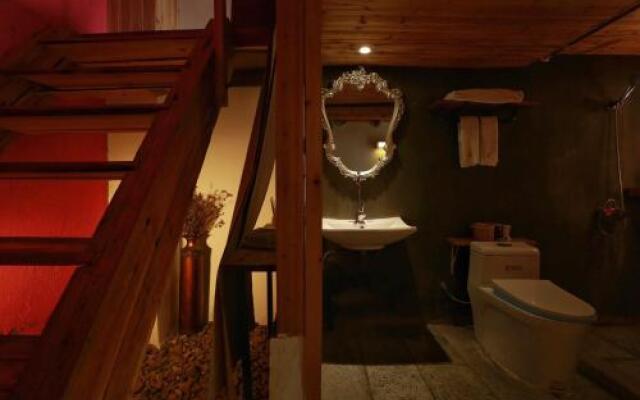 Yangshuo Rock & Stone Inn