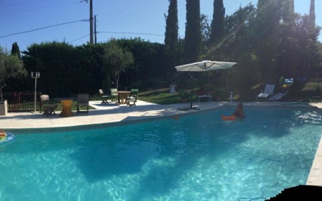 Apartment With 3 Bedrooms in Grasse, With Pool Access, Furnished Balco