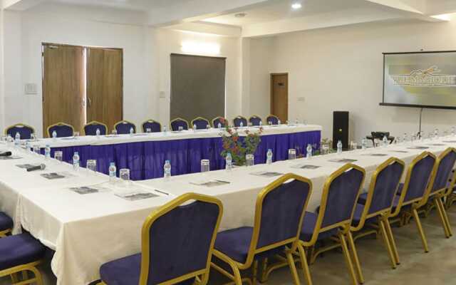 Vue Magique Resorts and Camps