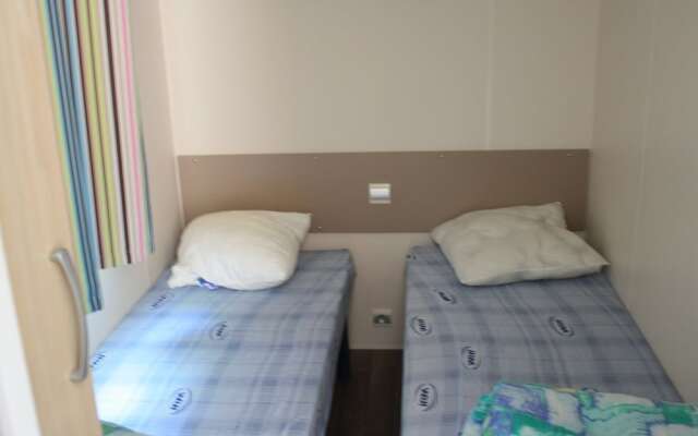 Camping Le Champ Long Caravan Park