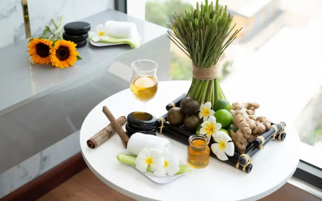 Calix Hotel Da Nang Beach