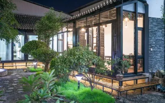 Shenshan Shenshi Inn