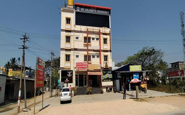 Sri Anjaneya Residency by OYO Rooms