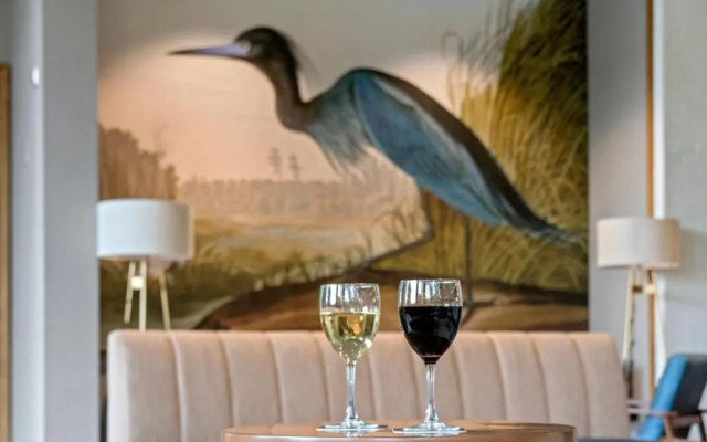 Merriweather Lakehouse, Autograph Collection