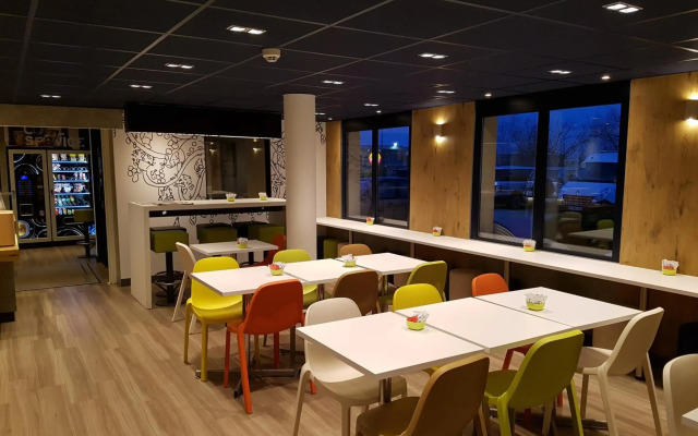 ibis budget Dole