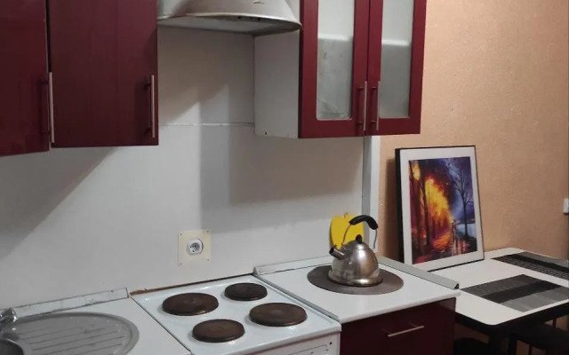 Счастливая матрешка на проспекте Обводный канал