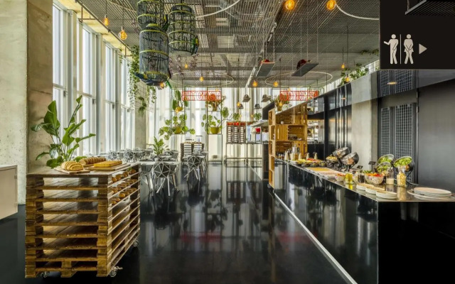 nhow Rotterdam Hotel