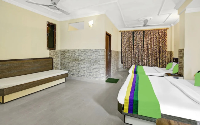 Itsy Hotels Amrita Raghunath Bazaar Jammu