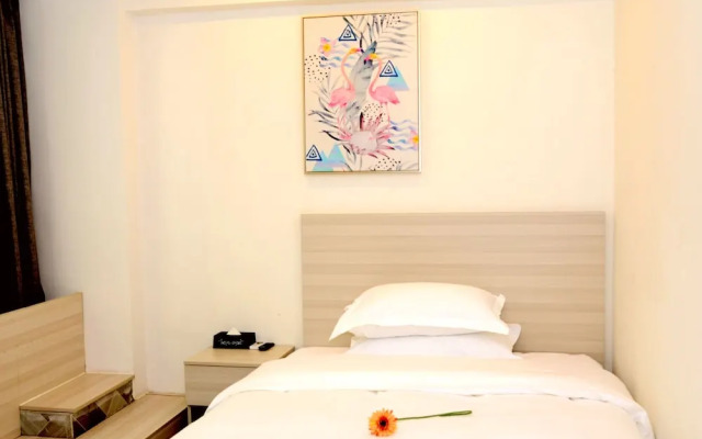 Yimi Hotel Sanyuanli Subway Station