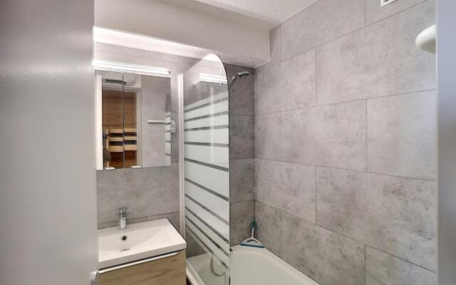 Appartement Les Menuires, 1 pièce, 4 personnes - FR-1-178-54