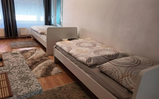 Privat Zimmer KF