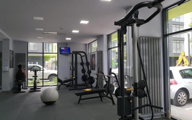 Alexandra Studio Alezzi