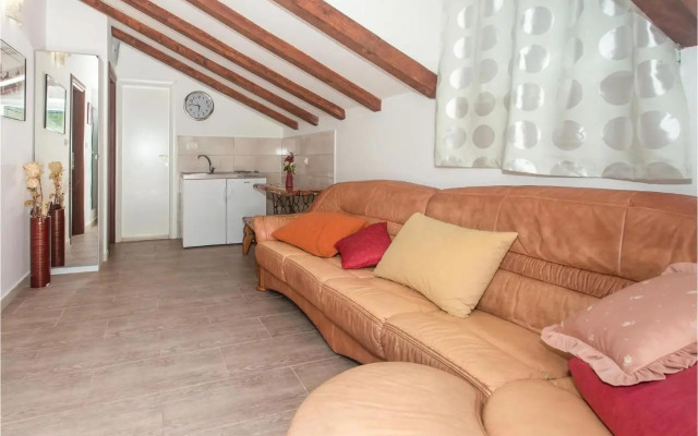 Seven-Bedroom Holiday Home in Dicmo