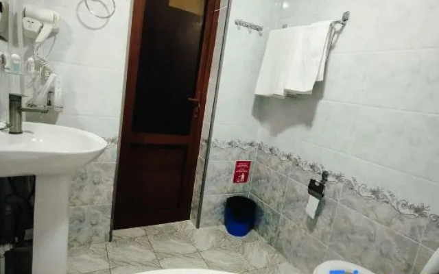 Ifor Hotel