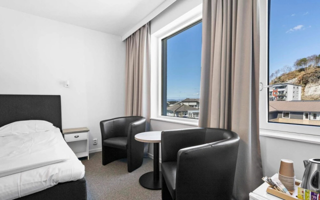 Kinn Hotell Florø