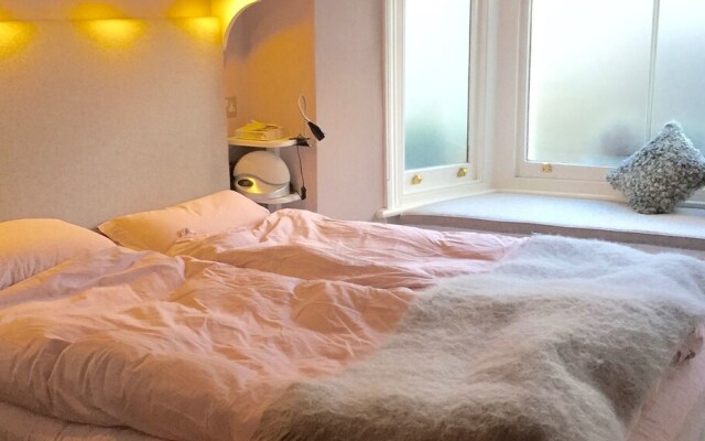 Stylish Clapham Flat with Garden