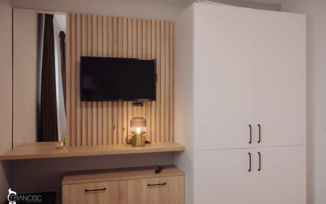 ZEN Garden Apartments