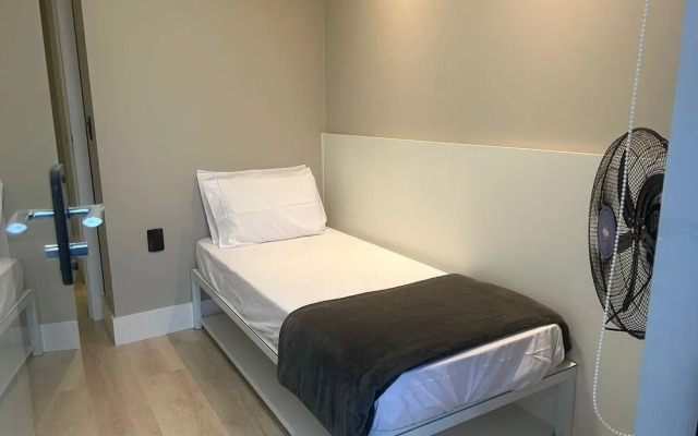 Geminado Casa 4 Alto Padrão 3 Quartos