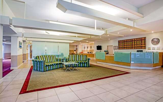 La Quinta Inn & Suites by Wyndham Danbury