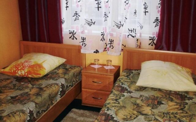 Black Belt Hotel (Hostel)