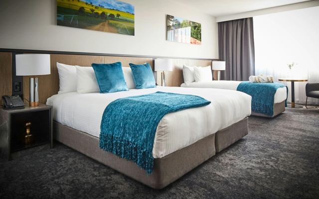 The Remington Orange – Guest Rooms – Orange