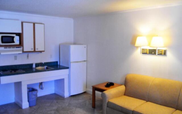 Cerca Del Mar Motel