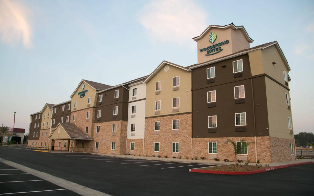 WoodSpring Suites Bakersfield East