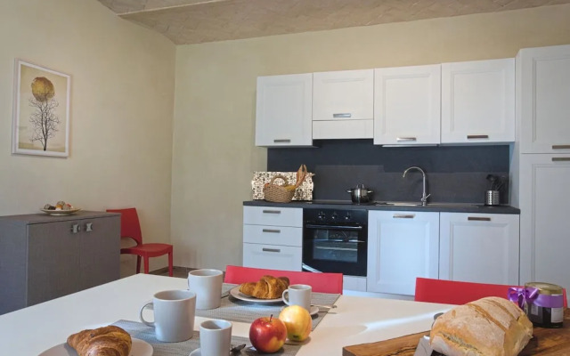 Modern Apartment in Agliana With Shared Garden