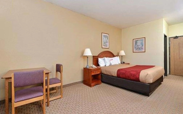 Express Inn & Suites