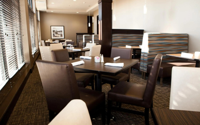 Holiday Inn Hotel & Suites Red Deer South by IHG